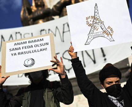 LA VISITA ALLE MOSCHEE COME STRUMENTO DI ISLAMIZZAZIONE